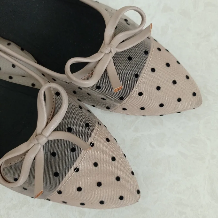 کفش کالج قرتی