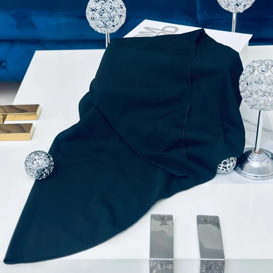 مقنعه مشکی نخی ساده