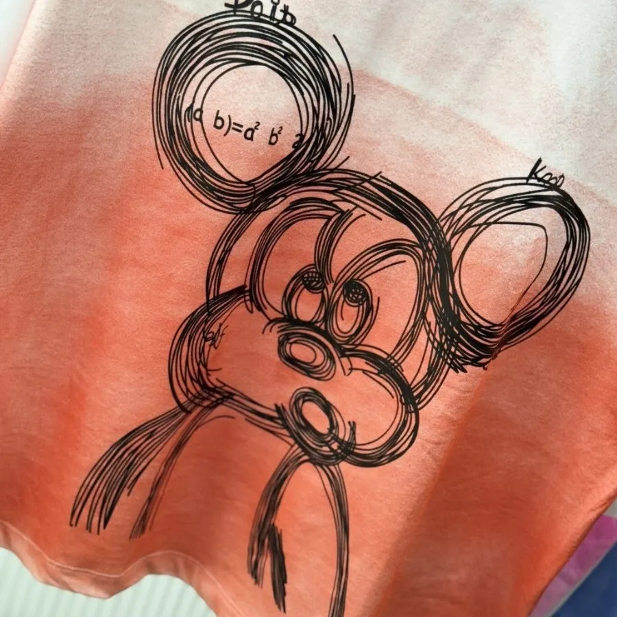 تیشرت کلاهدار