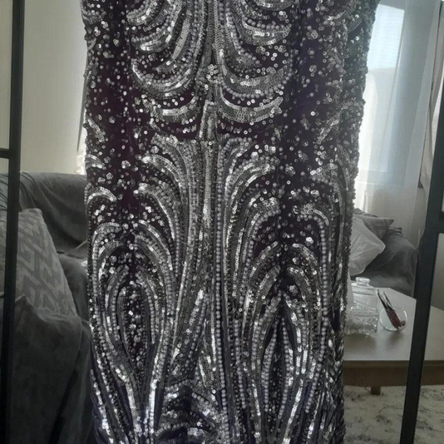 لباس مجلسی کار شده