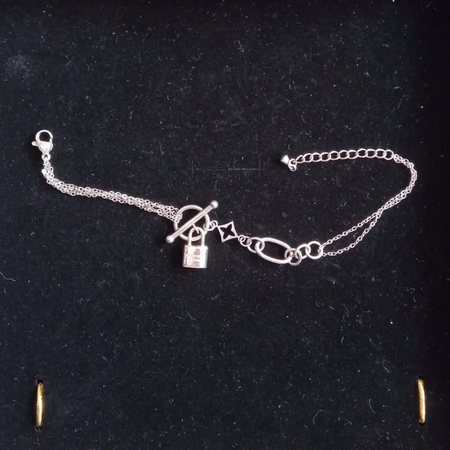 دستبند برند قفل و تیفانی