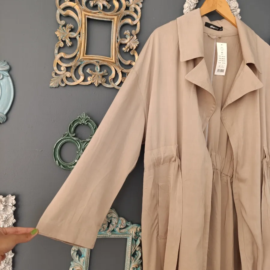 مانتو ترنچ کت کرمی GinaTr