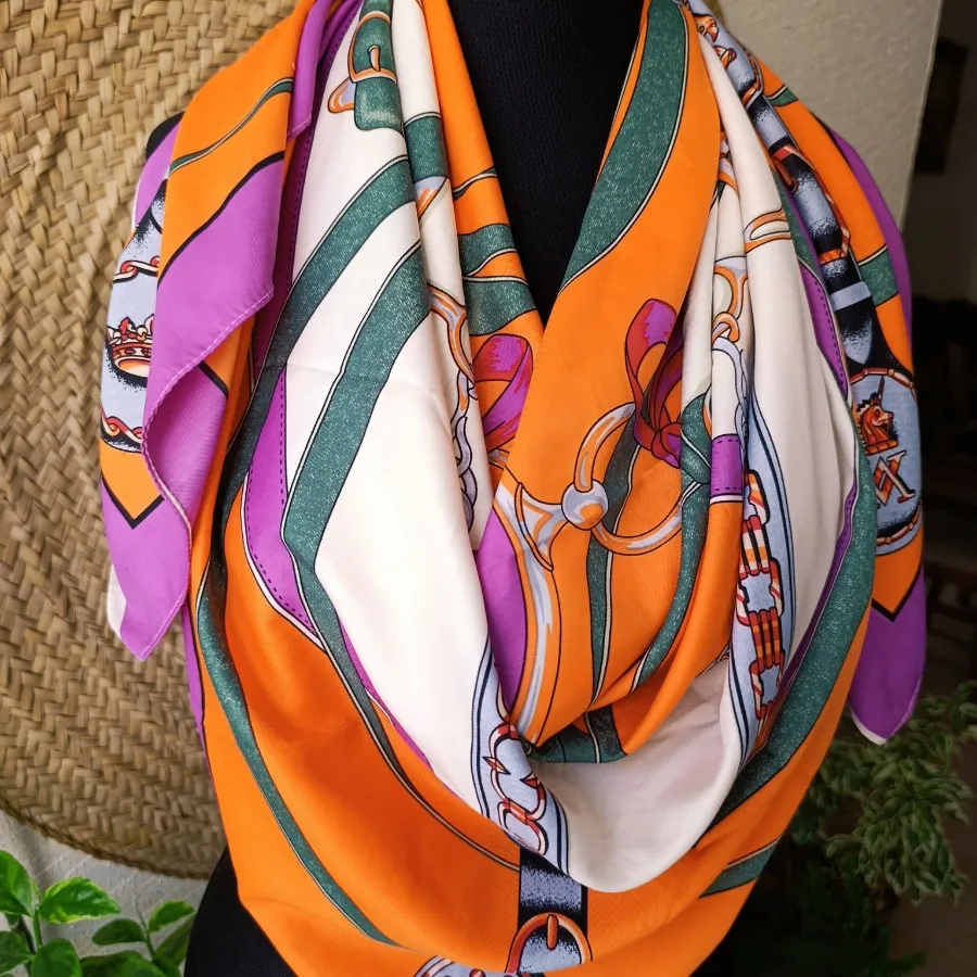 روسری قواره بزرگ