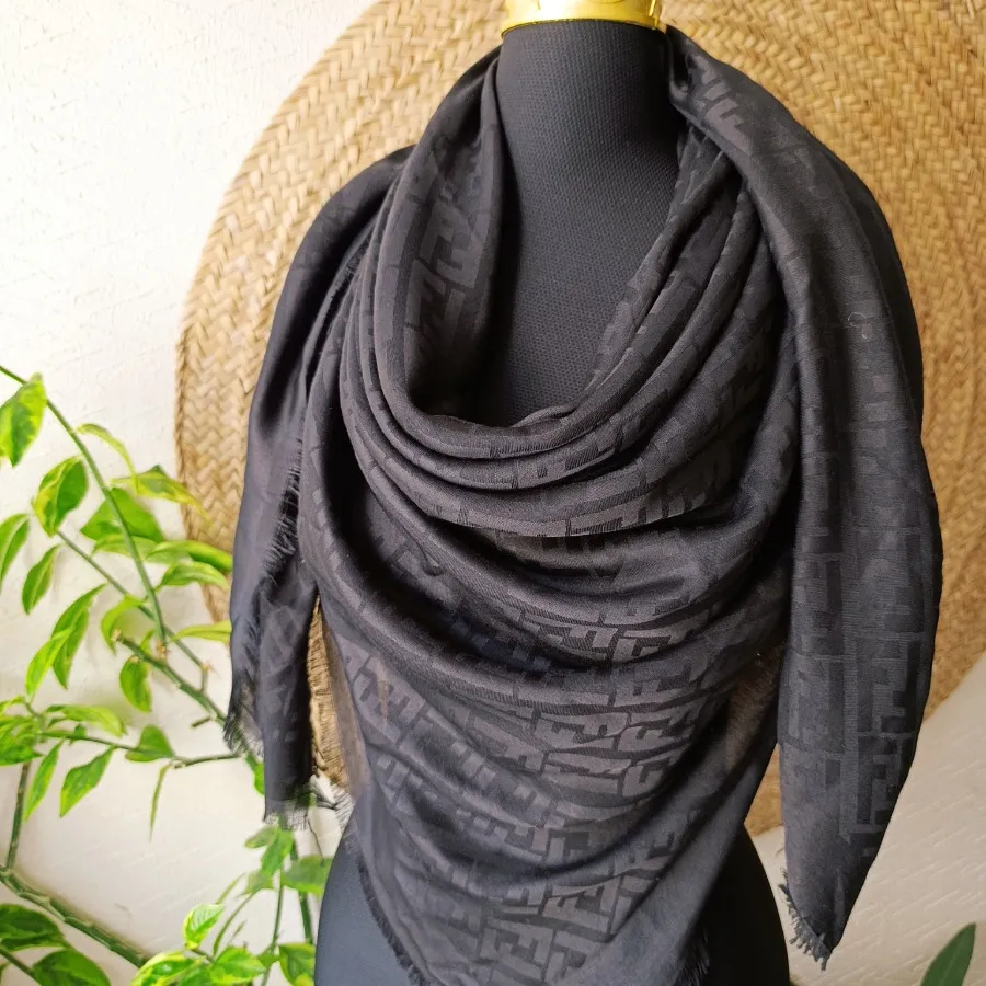 روسری قواره دار