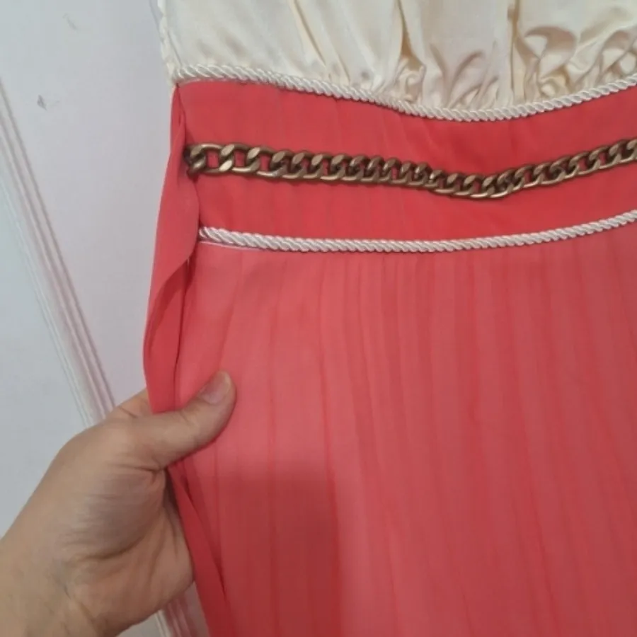 پیراهن زنانه