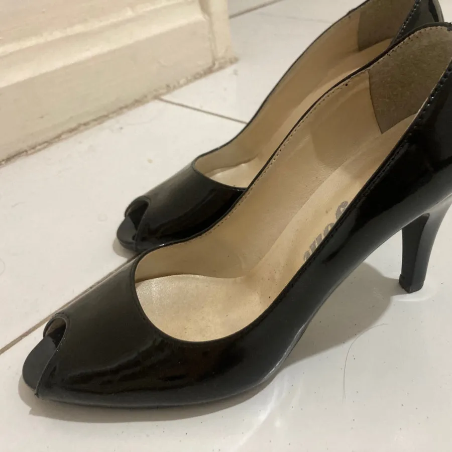 کفش مجلسی ورنی