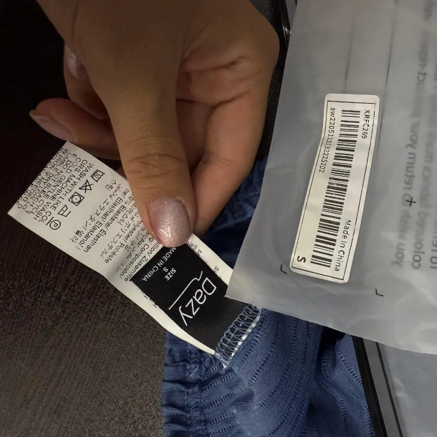 تاپ مجلسی برند dazy