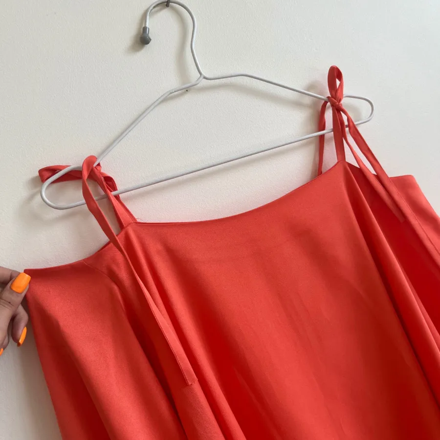 پیراهن تابستونی