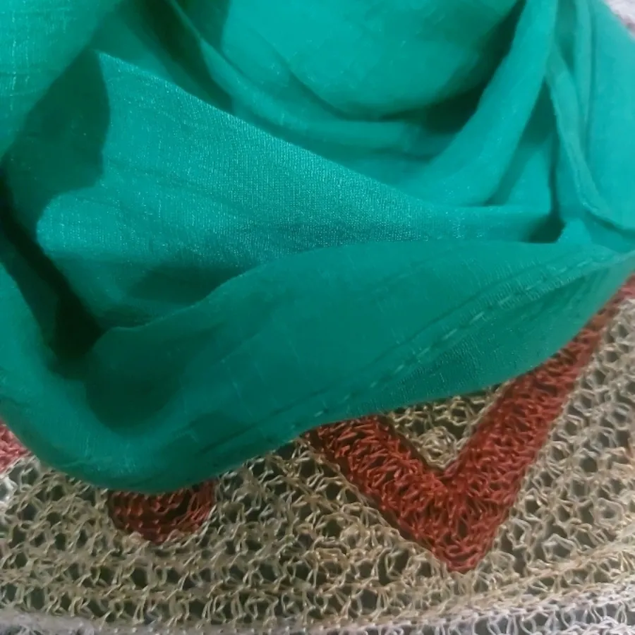 روسری کوتاه