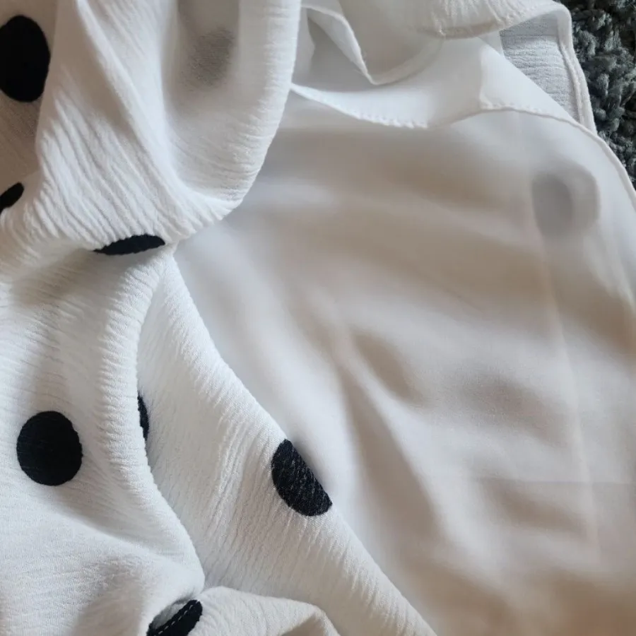 شومیز کرپ نخ خالخالی