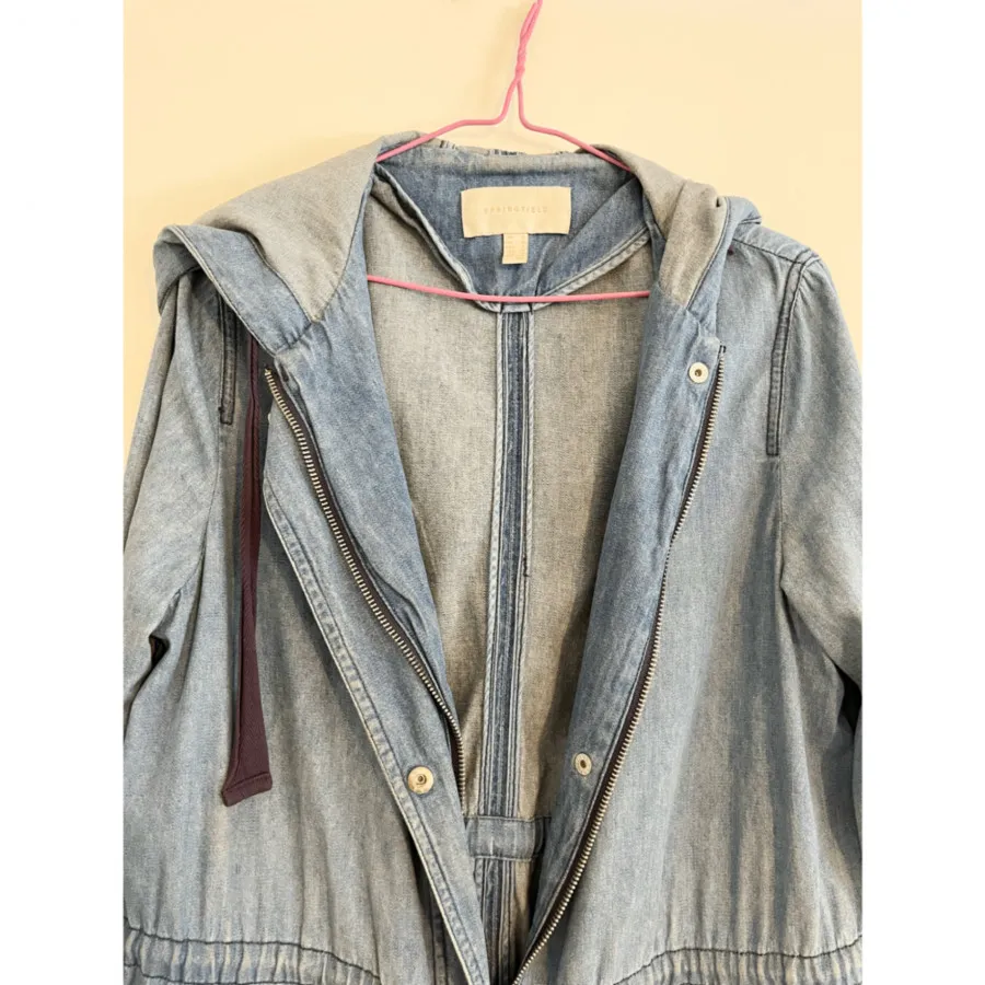 مانتو جین اسپرینگ فیلد