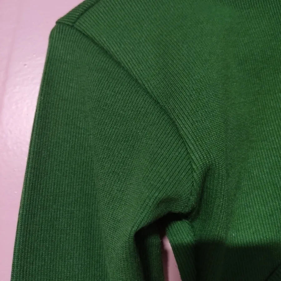 کراپ سبز و بنفش پشت بندی