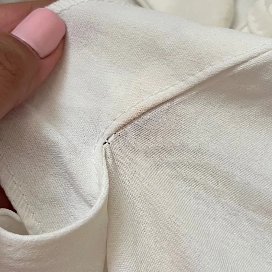 شومیز ابرو بادی