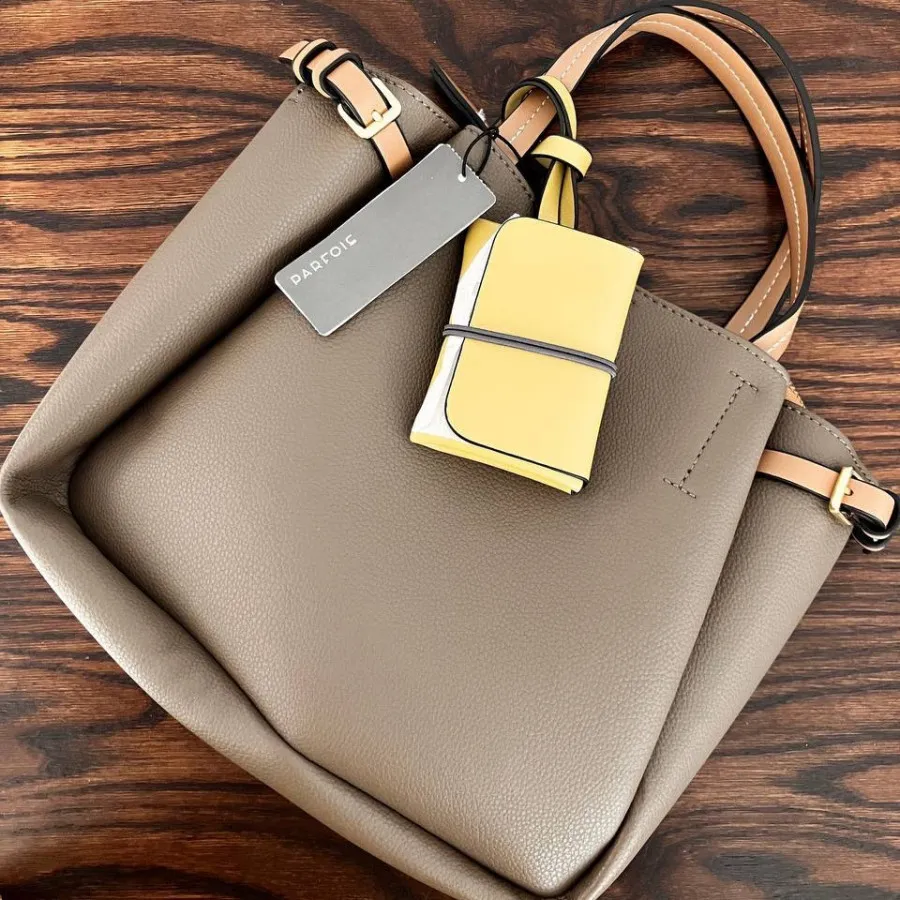 کیف پارفویس