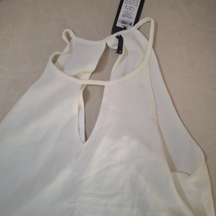 تاپ زنانه اونلی