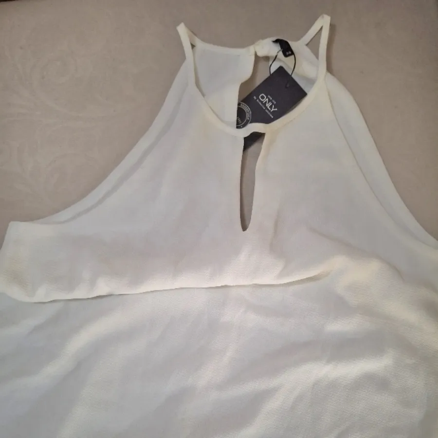 تاپ زنانه اونلی