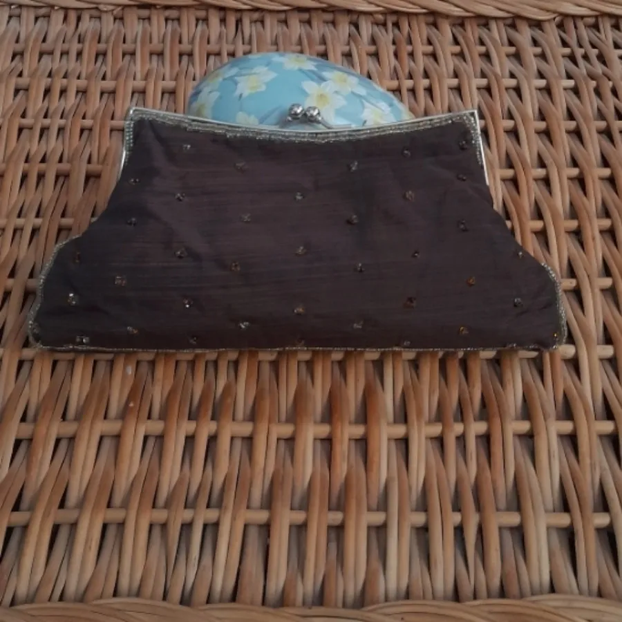 کیف دست دوز