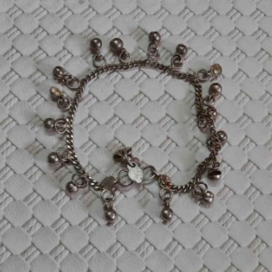 پابند یا خلخال