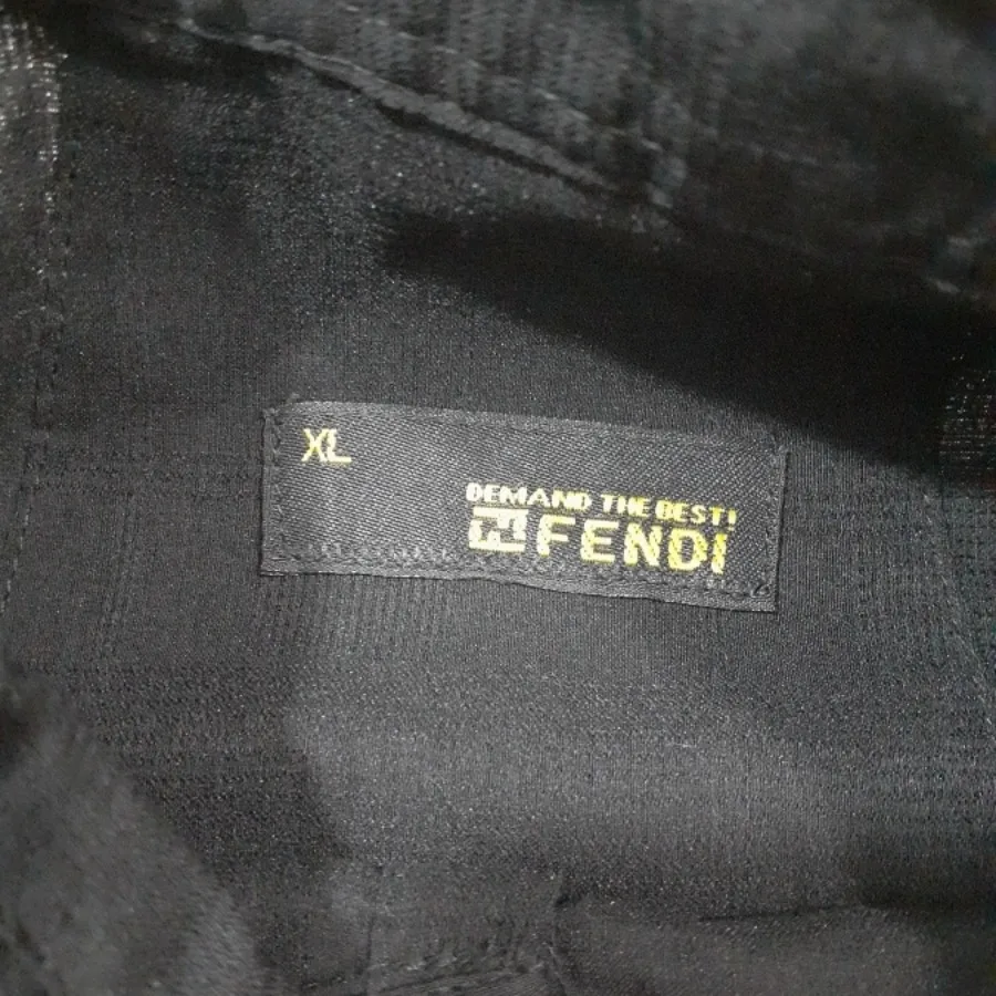 پیراهن مردانه