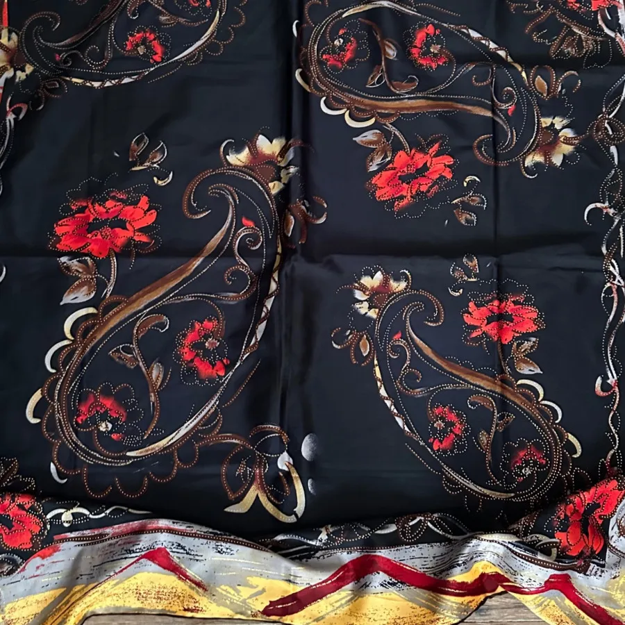 روسری مجلسی