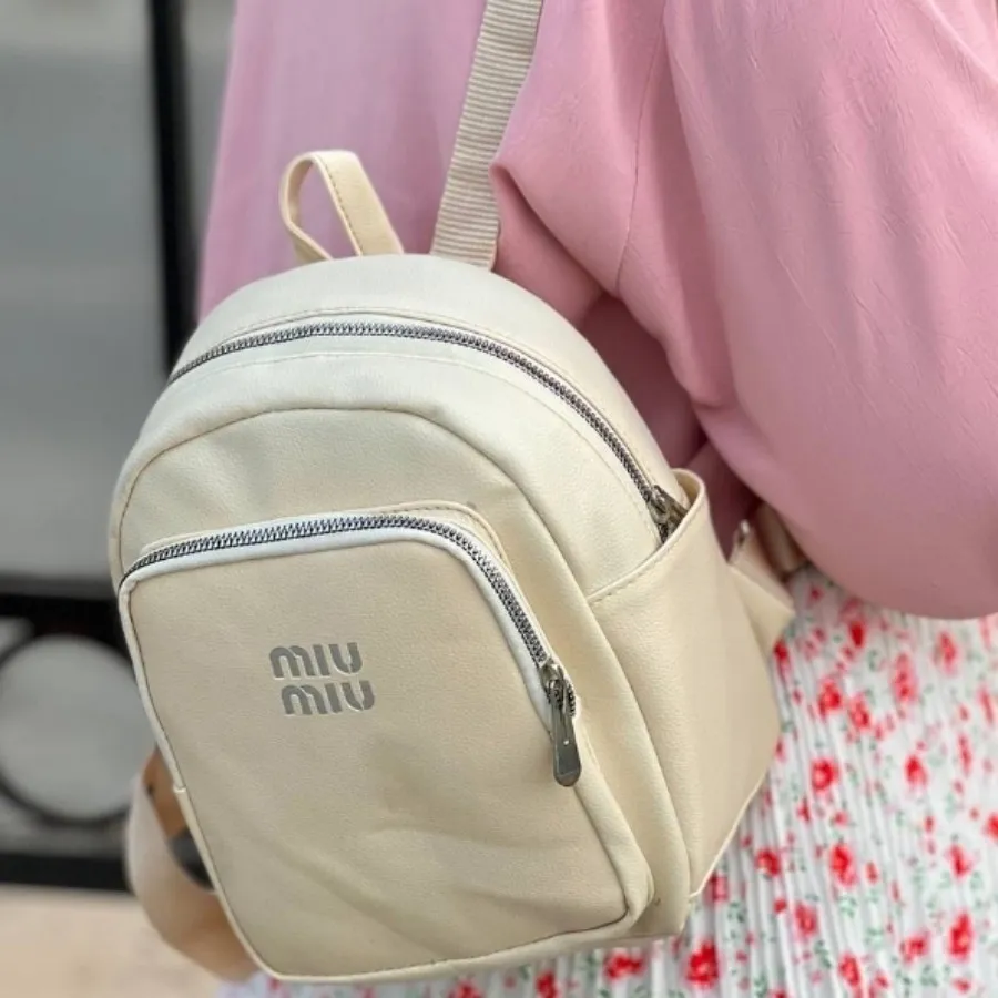 کوله پشتی میو میو