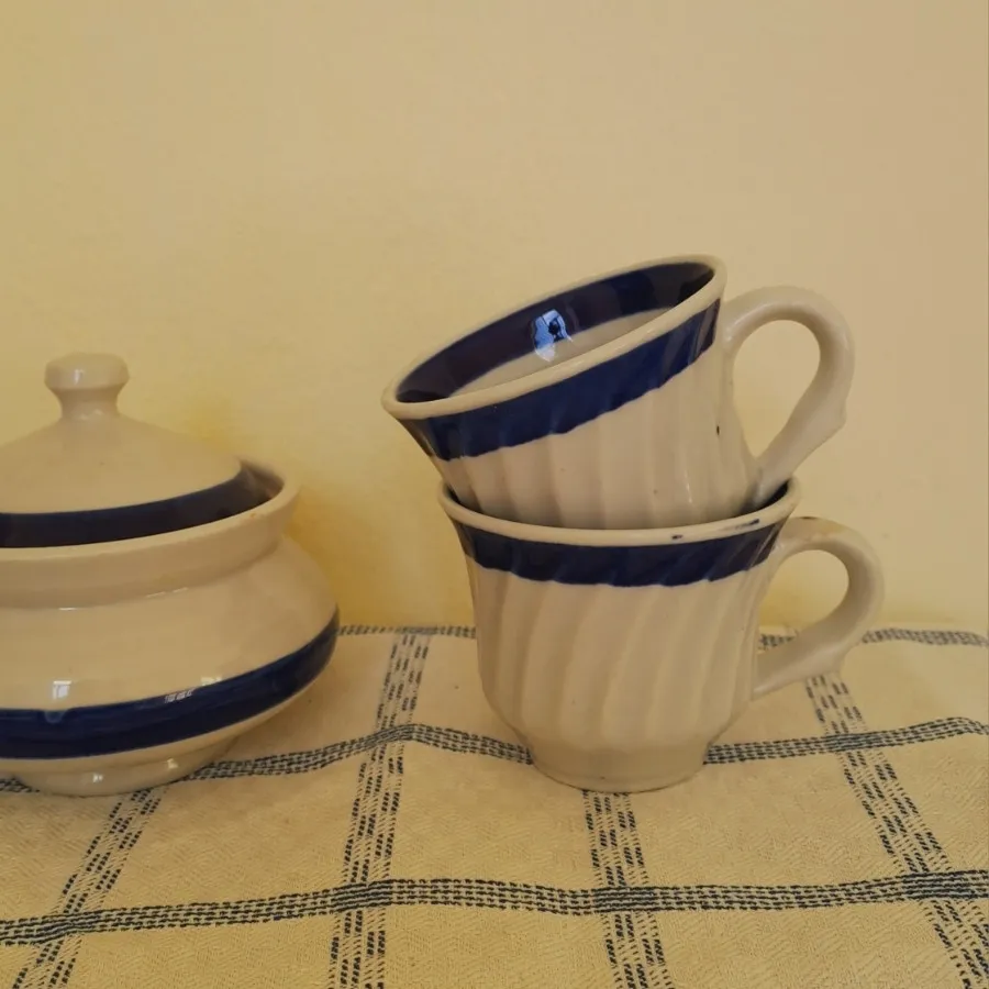 ماگ و فنجون سنتی