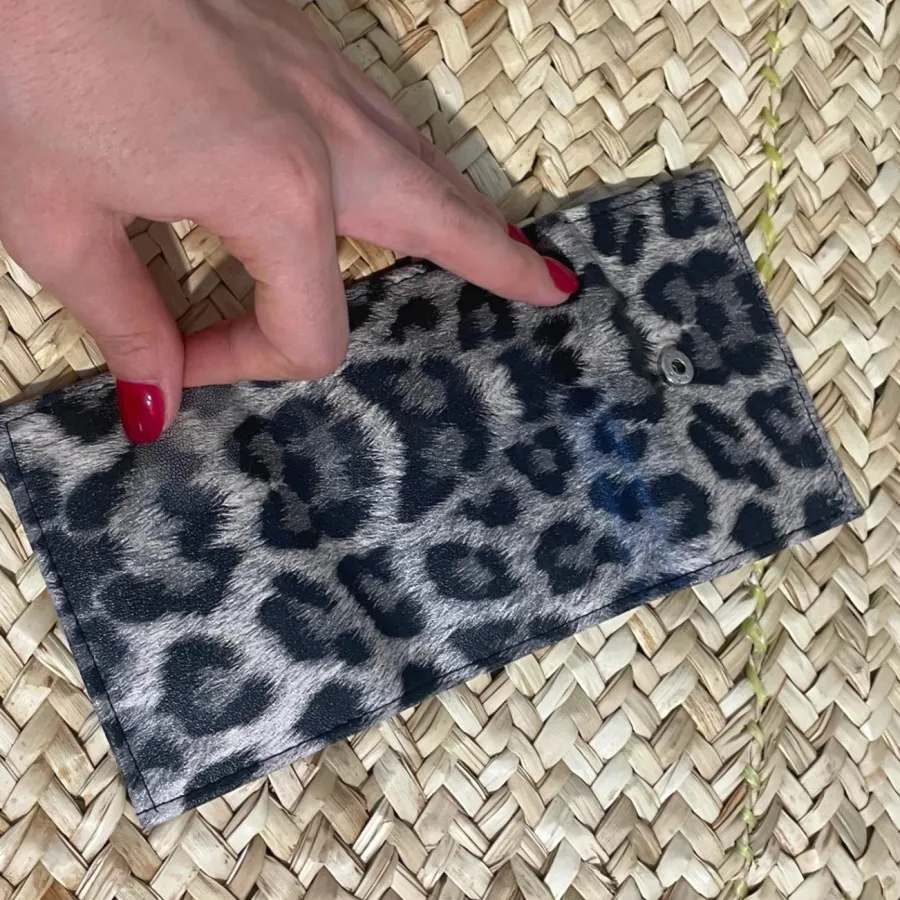 کیف پول پلنگی