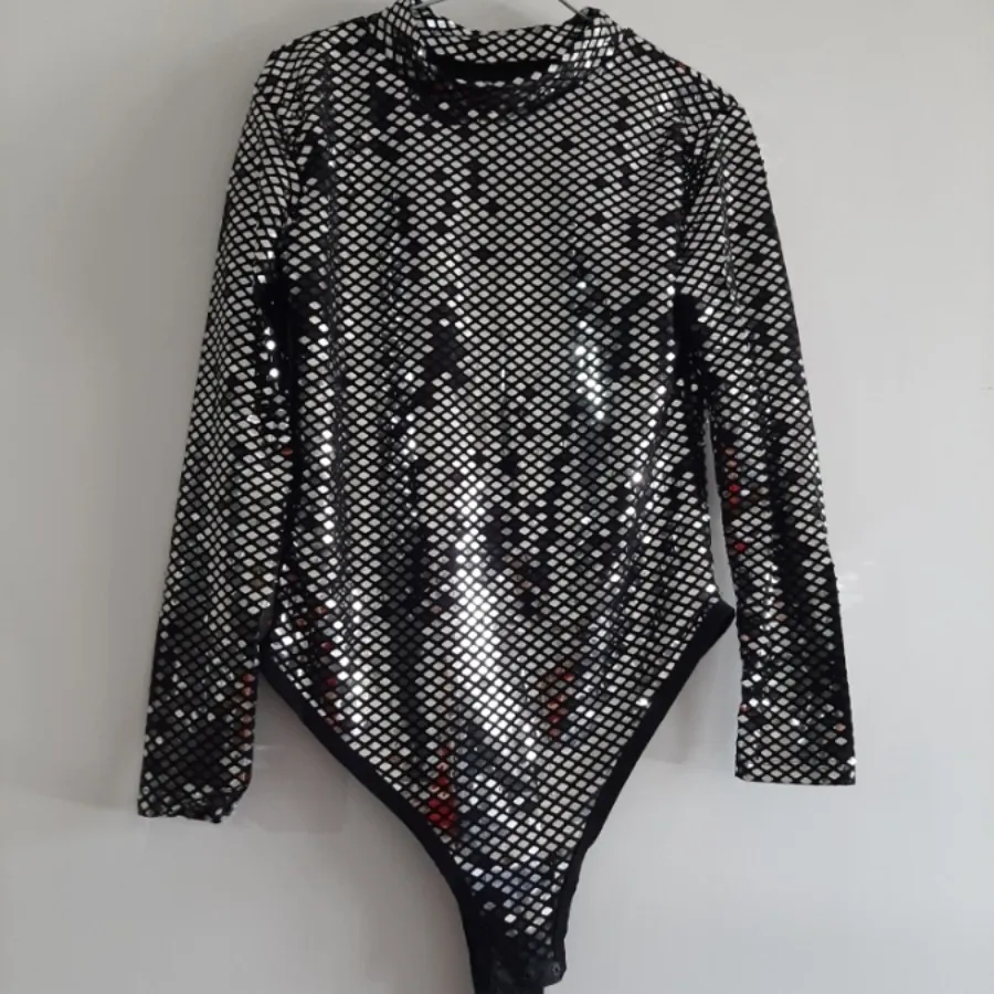 بادی نقره ای