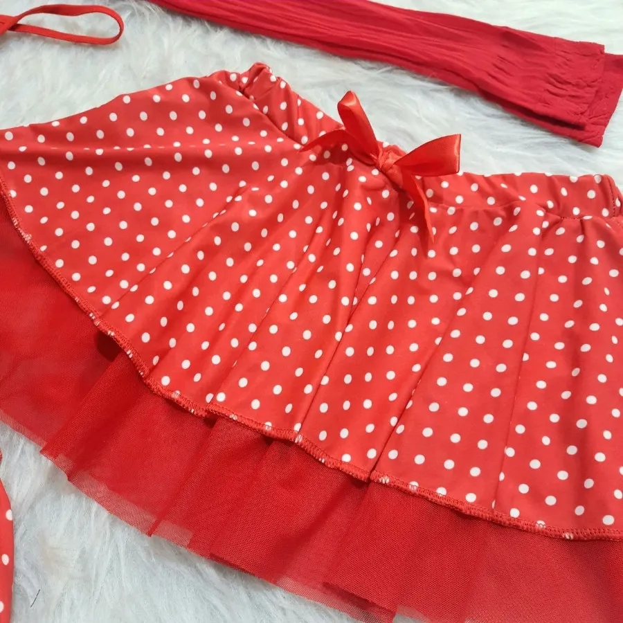 کاستوم خدمتکاری