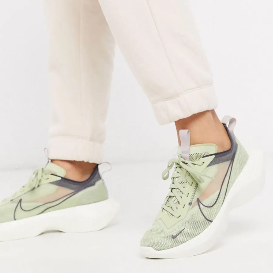 کتونی نایکی ویستا