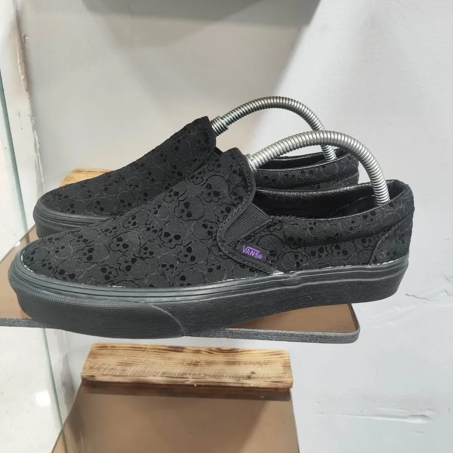 کفش کتونی اورجینال