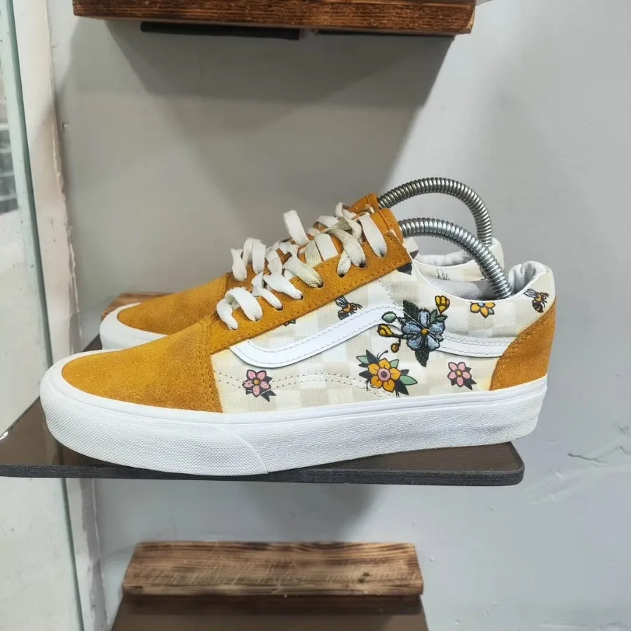 کفش کتونی اورجینال