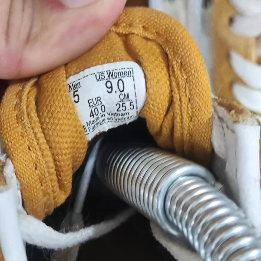 کفش کتونی اورجینال