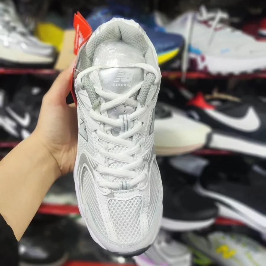 کفش کتونی اورجینال