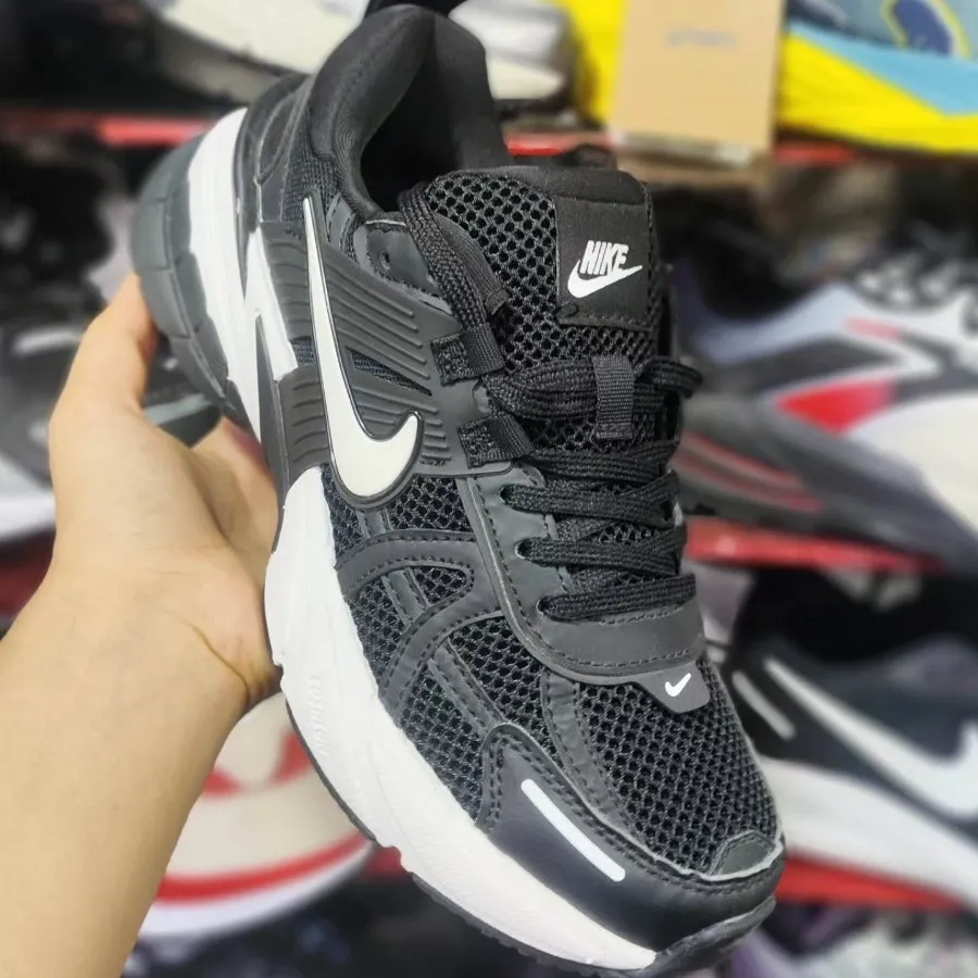 کفش کتونی اورجینال