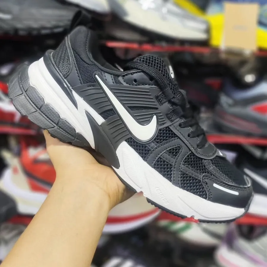 کفش کتونی اورجینال