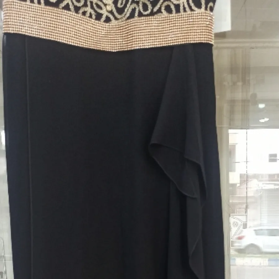 پیراهن مجلسی مشکی طلایی