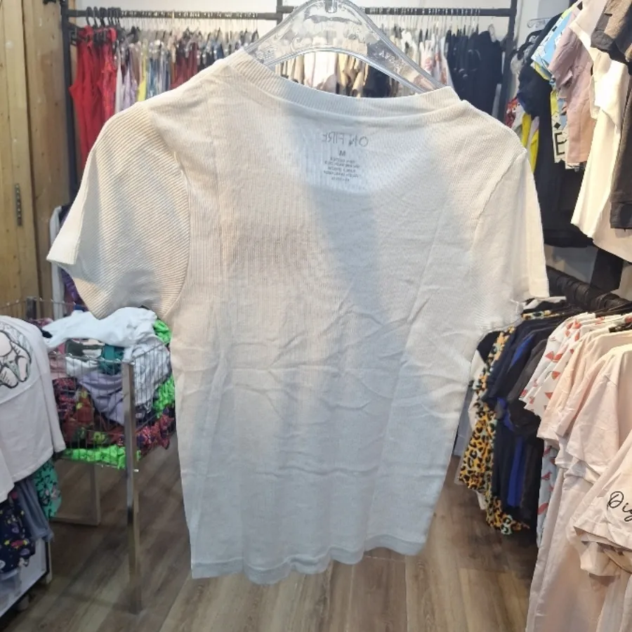 کراپ تیشرت کبریتی