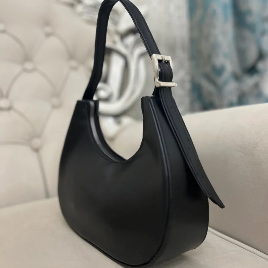 کیف دوشی هلالی قایقی ترند