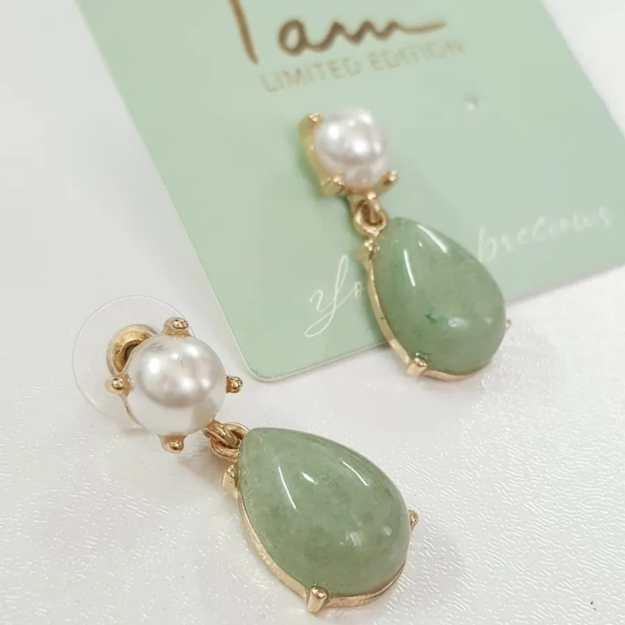 گوشواره آویز سنگ اصل