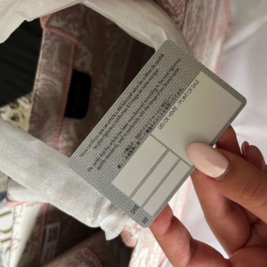 کیف صورتی دیور