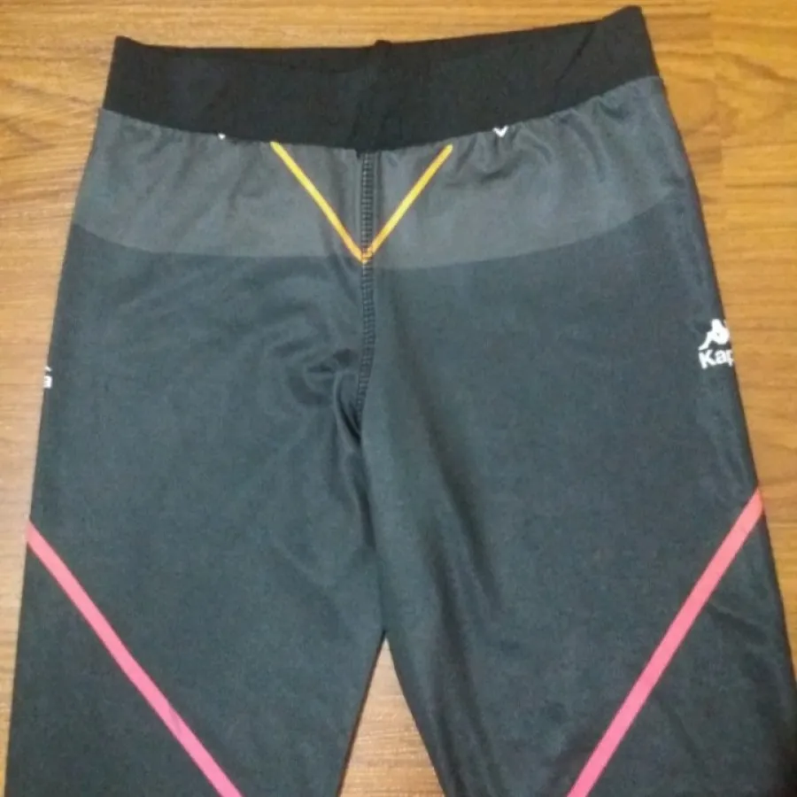 شلوار یا شلوارک ورزشی