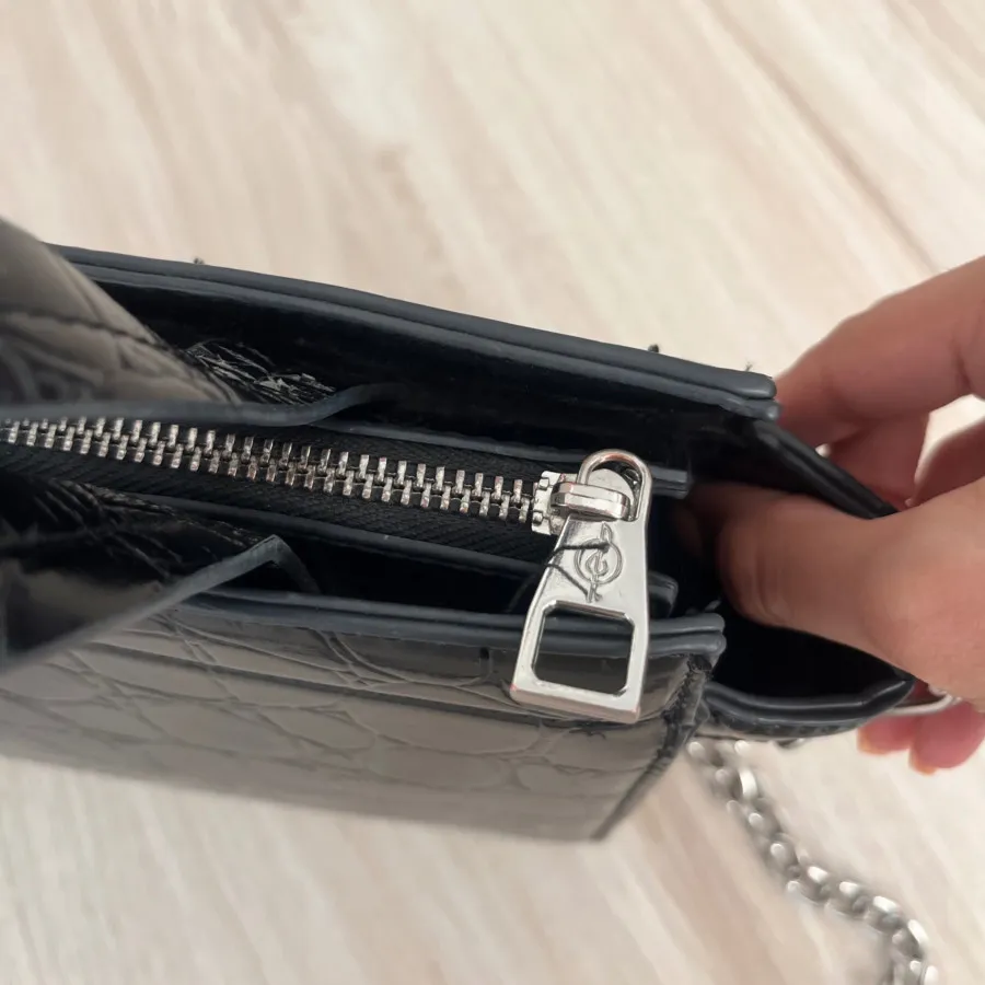 کیف استرادیواریس