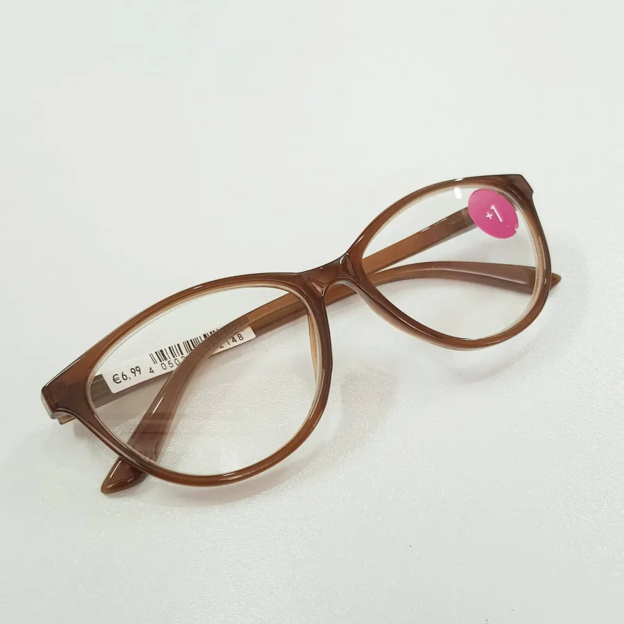 عینک طبی زنانه نزدیک بین
