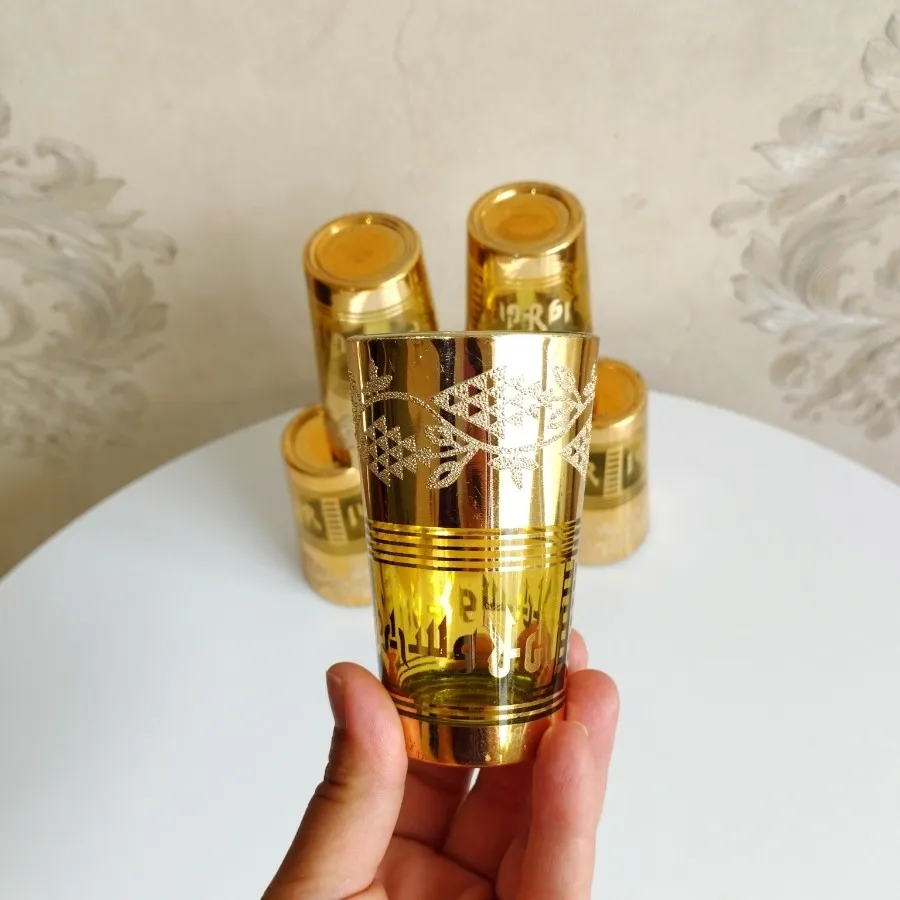 استکان طلایی قدیمی