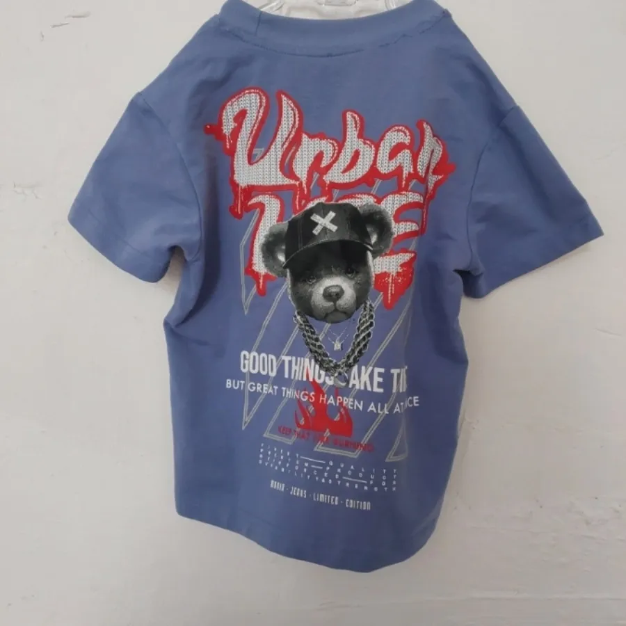 لباس بچگانه