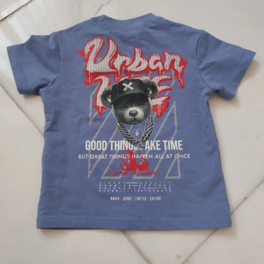 لباس بچگانه