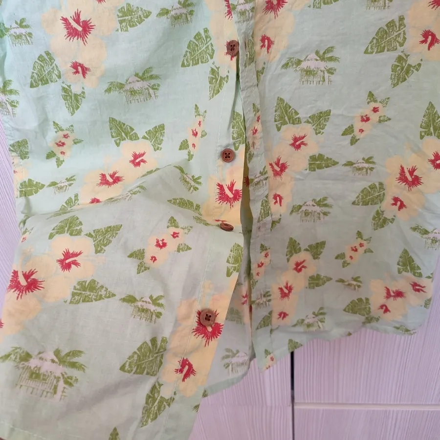 شومیز سبز گل دار