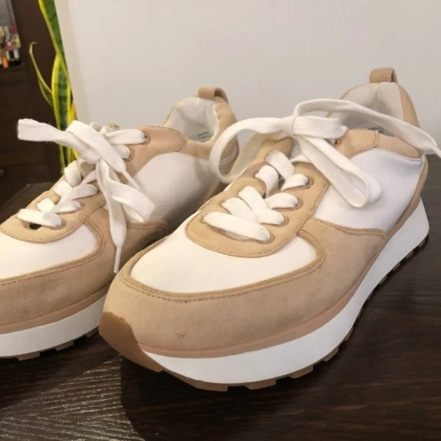 کتونی خارجی