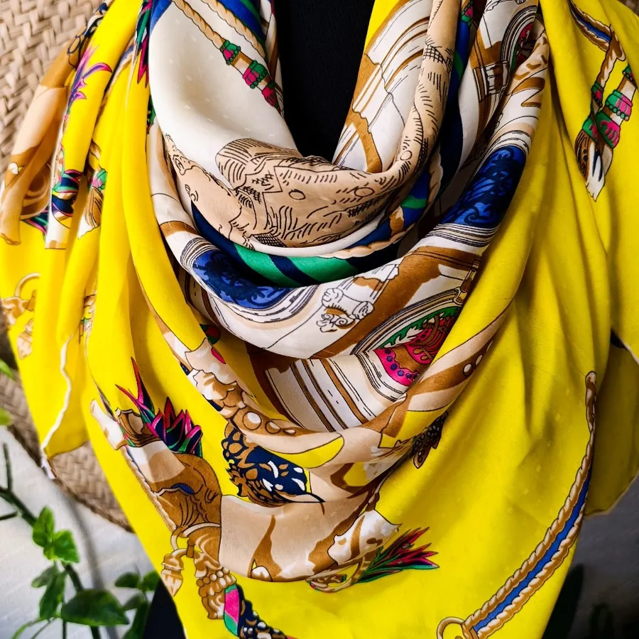 روسری قواره بزرگ